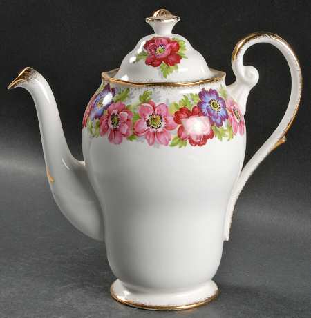 Carmen Coffee Pot & Lid