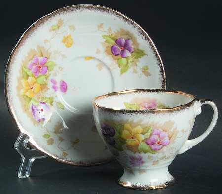 Charmaine Footed Cup & Saucer Set