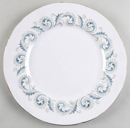 Garland by Royal Standard