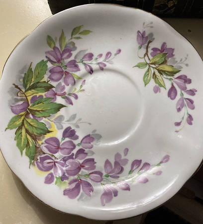 Wistaria Saucer