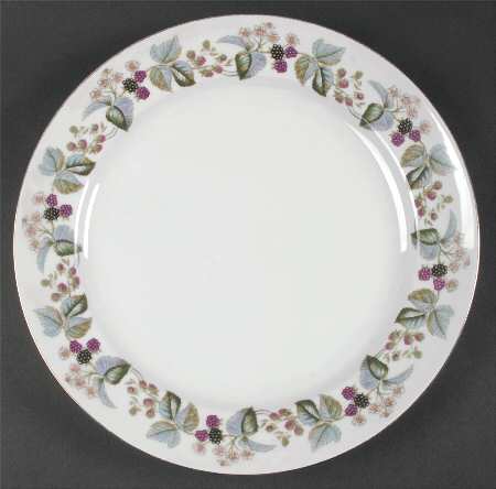 Blackberry 11" Chop Plate (Round Platter)