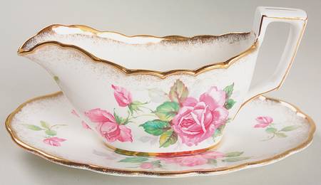 Berkeley Rose Gravy Boat & Underplate