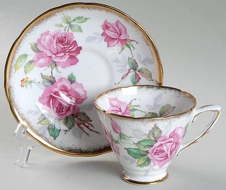 Berkeley Rose Footed Cup & Saucer Set