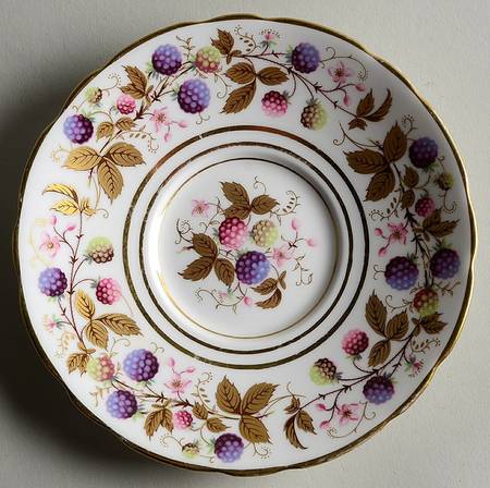 Golden Bramble (3 Gold Lines) Saucer