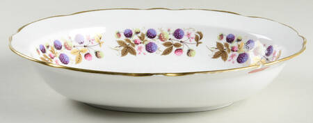 Golden Bramble (3 Gold Lines) 9" Oval Vegetable Bowl