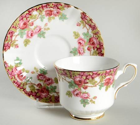 Olde English Garden Red Footed Cup & Saucer Set