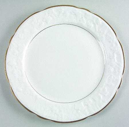 Old English Oak Gold Dinner Plate