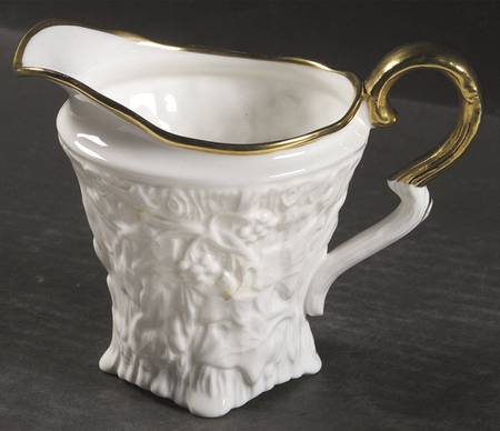 Old English Oak Gold Creamer
