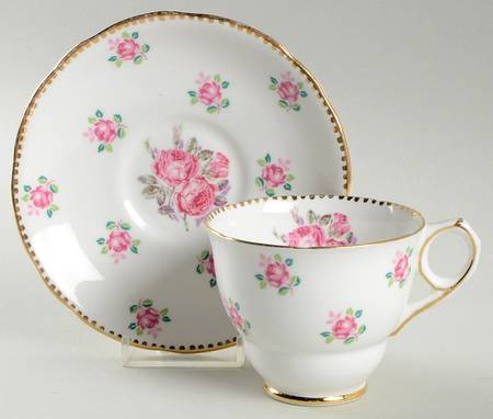 Tudor Rose Footed Cup & Saucer Set