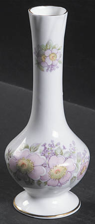 Irish Blossom 6" Bud Vase