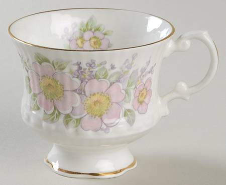 Irish Blossom Footed Cup