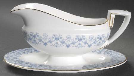 Aragon Gravy Boat with Attached Underplate