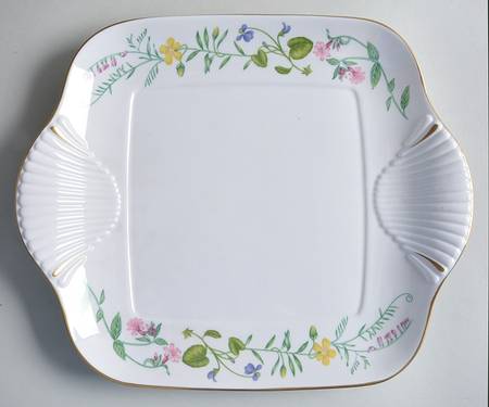 Arcadia Square Handled Cake Plate