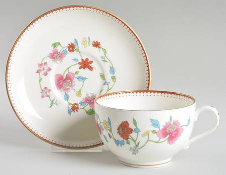 Astley (Bone) Oversized Cup & Saucer Set