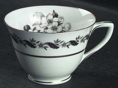 Bernina Footed Cup