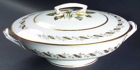 Bernina Round Covered Vegetable