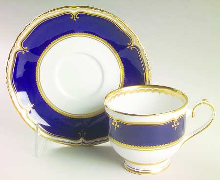 Diplomat Footed Cup & Saucer Set