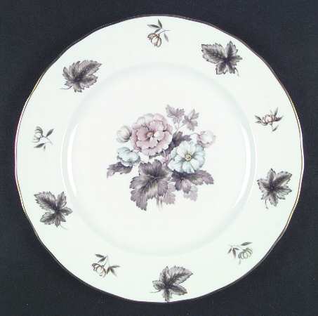 Dorchester (Scalloped, Z2637) by Royal Worcester