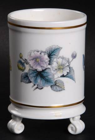 Dorchester (Scalloped, Z2637) Cigarette Holder
