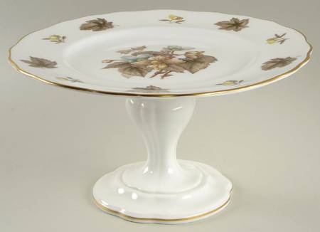 Dorchester (Scalloped, Z2637) 9" Diameter Pedestal Cake Stand