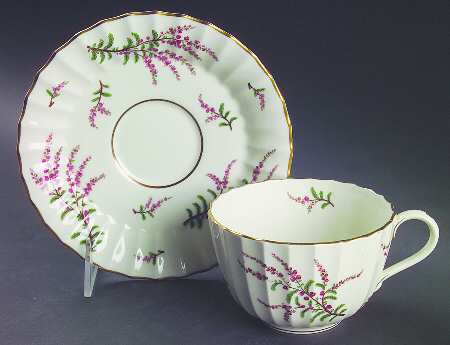 Dunrobin Oversized Cup & Saucer Set