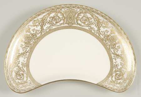 Embassy White and Gold Crescent Salad Plate