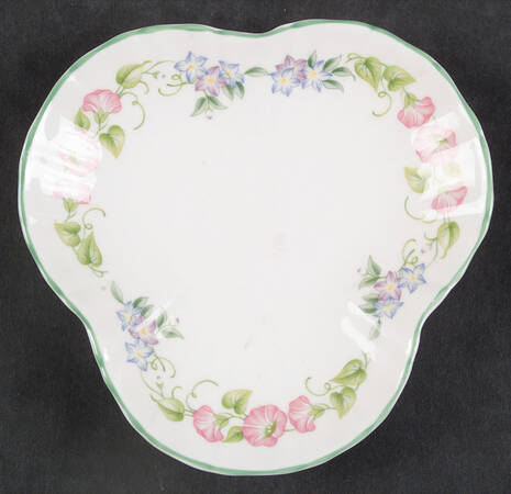 English Garden (Green Trim) Clover Shaped Dish