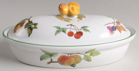 Evesham Vale 9" Oval Entree Dish & Lid
