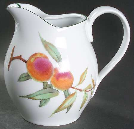 Evesham Vale 56 Oz Pitcher