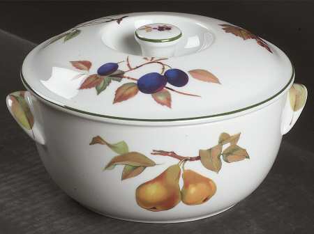Evesham Vale 1 Pt Round Covered Casserole
