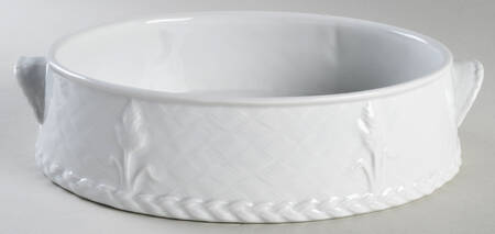 Gourmet (Embossed) 2 Quart Oval Covered Casserole No Lid