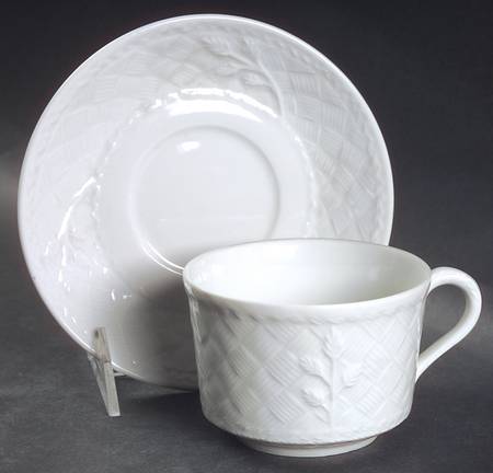 Gourmet (Embossed) Flat Cup & Saucer Set