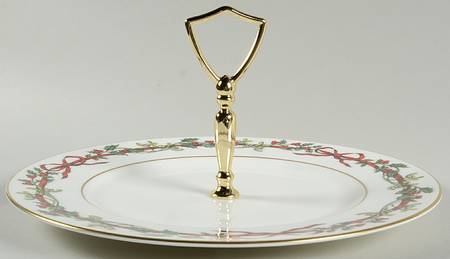 Holly Ribbons Round Serving Plate with Handle (DP)