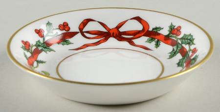 Holly Ribbons Round Dish
