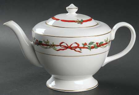 Holly Ribbons Teapot & Lid