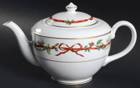 Holly Ribbons Teapot & Lid
