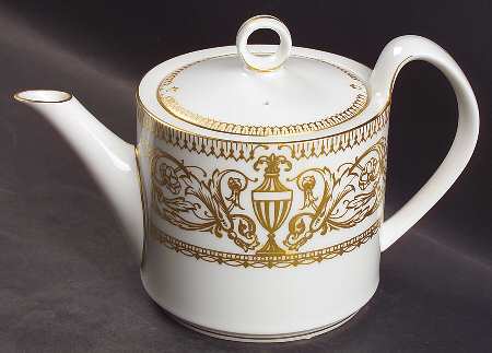 Hyde Park Small Teapot & Lid