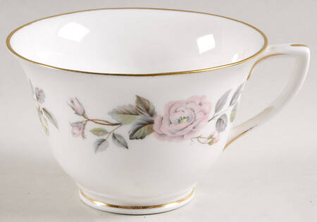 June Garland Footed Cup