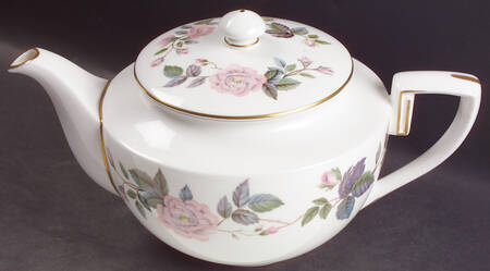 June Garland Teapot & Lid