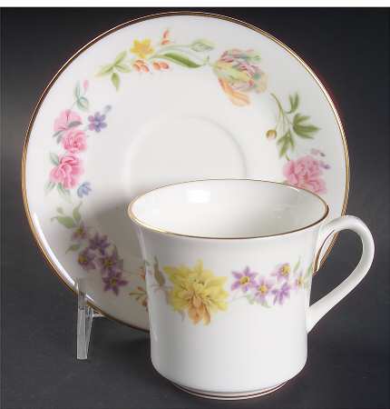 Kentmere Flat Cup & Saucer Set