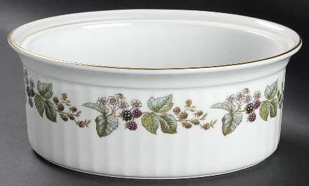 Lavinia (White Body, Bone) 2.25 Quart Oval Covered Casserole No Lid