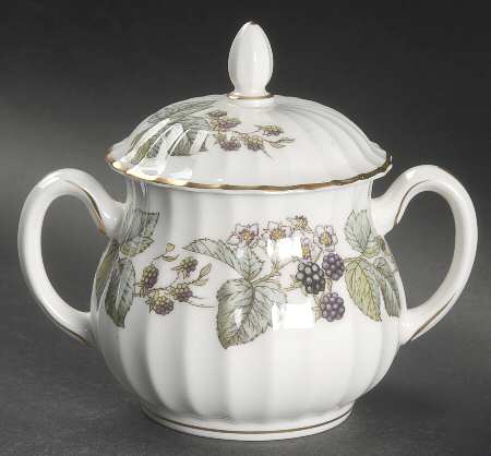 Lavinia (White Body, Bone) Sugar Bowl & Lid