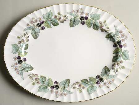 Lavinia (White Body, Bone) 14" Oval Serving Platter