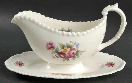 Louise Gravy Boat with Attached Underplate