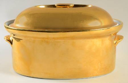 Lustre Gold 2 Quart Oval Covered Casserole