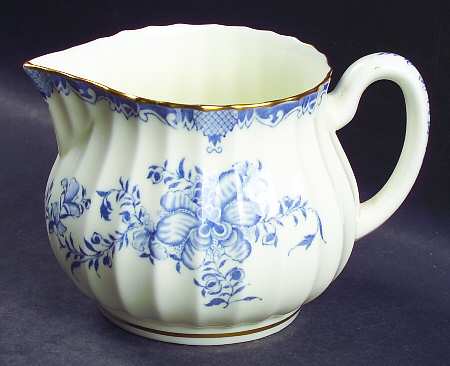 Mansfield Blue Creamer