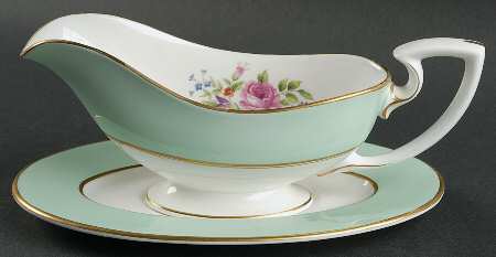 Miranda Light Green Gravy Boat & Underplate