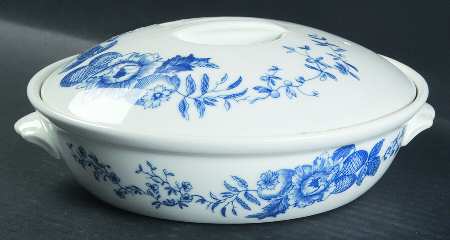 Rhapsody 8" Round Entree Dish & Lid