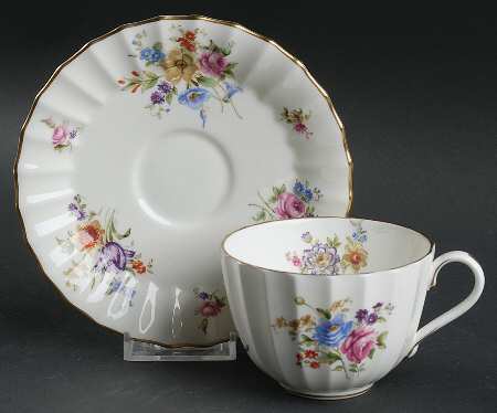 Roanoke Cream Flat Cup & Saucer Set