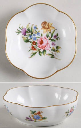 Roanoke White 5" Round Scalloped Dish